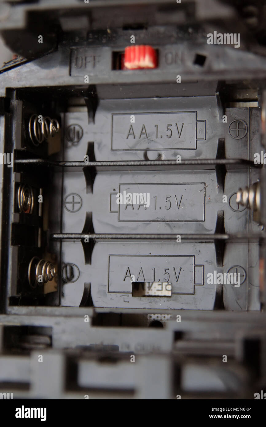 Batteriekasten. Kunststoff Batterie power Box. AA-Batterie. Stockfoto