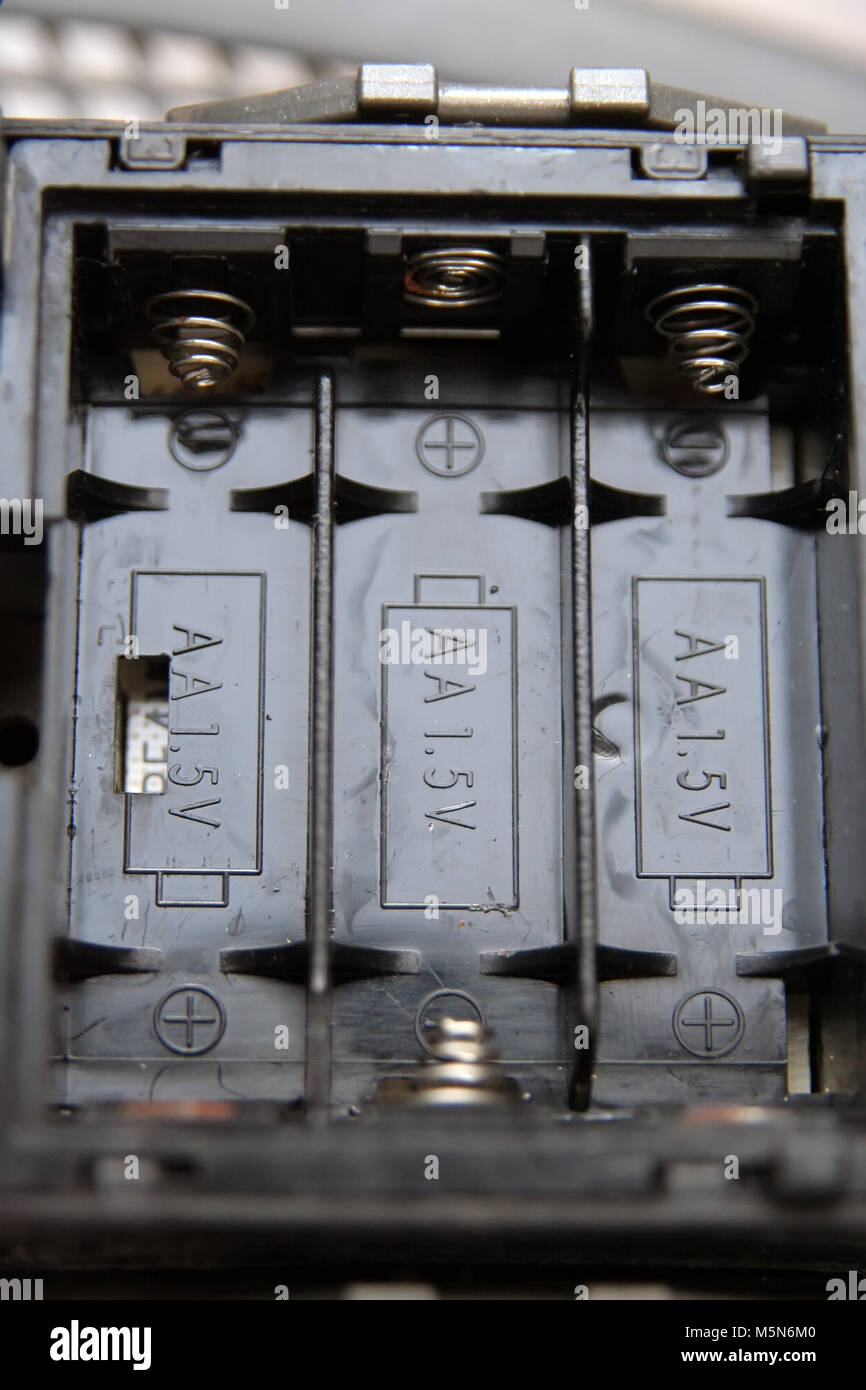 Batteriekasten. Kunststoff Batterie power Box. AA-Batterie. Stockfoto