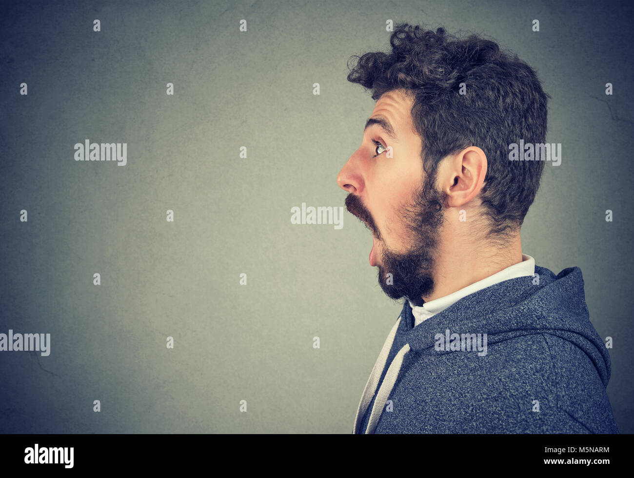 Ausruf Des Erstaunens Mit 3 Buchstaben www.alamy.de