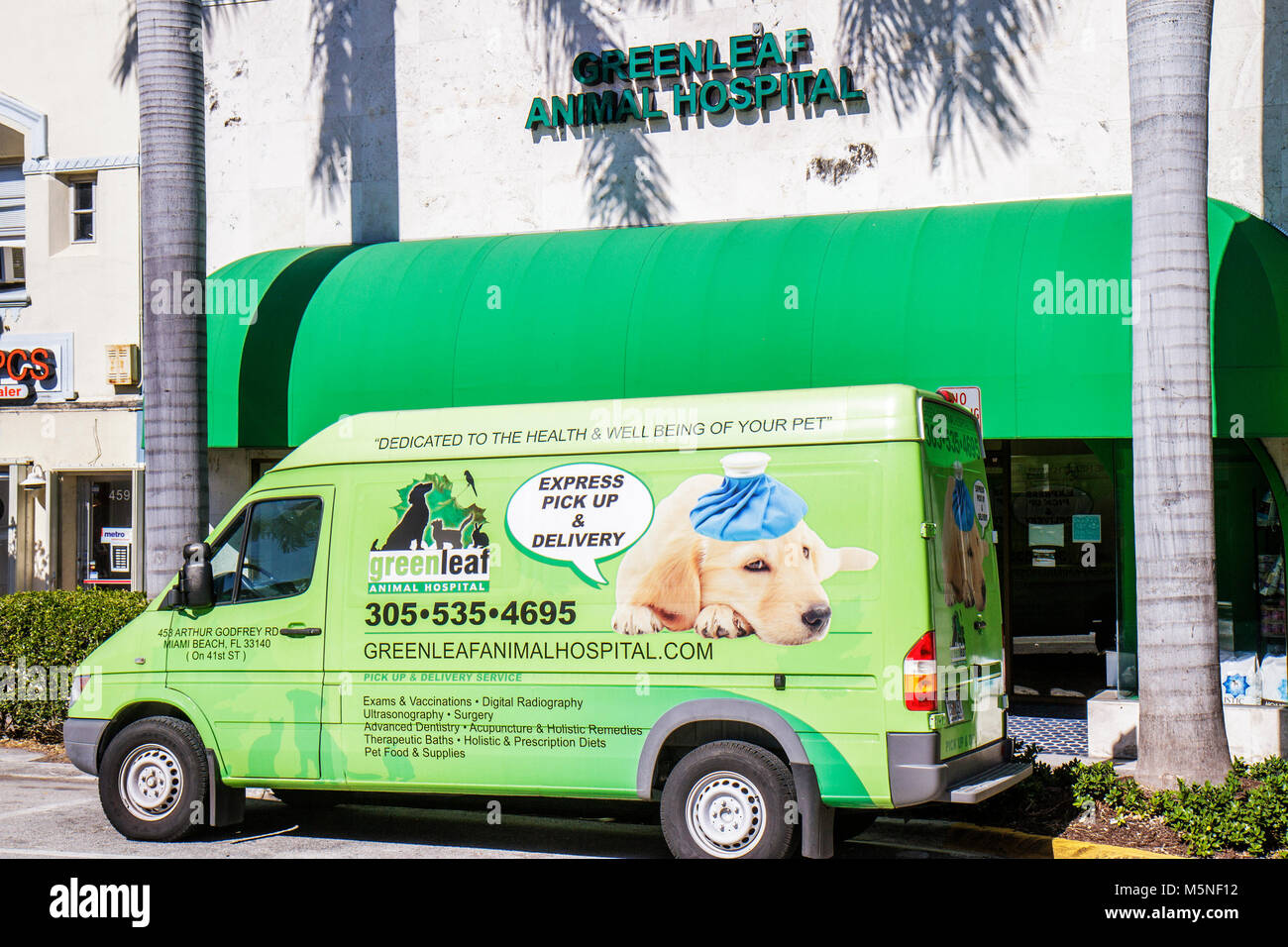 Miami Beach Florida, 41. Straße, Greenleaf Animal Hospital, Gesundheitswesen, Tierarzt, Tierarzt, Nutzfahrzeug, Lieferwagen, Werbung, Werbung, ad, Haustier, Gesundheit, krank, Stockfoto