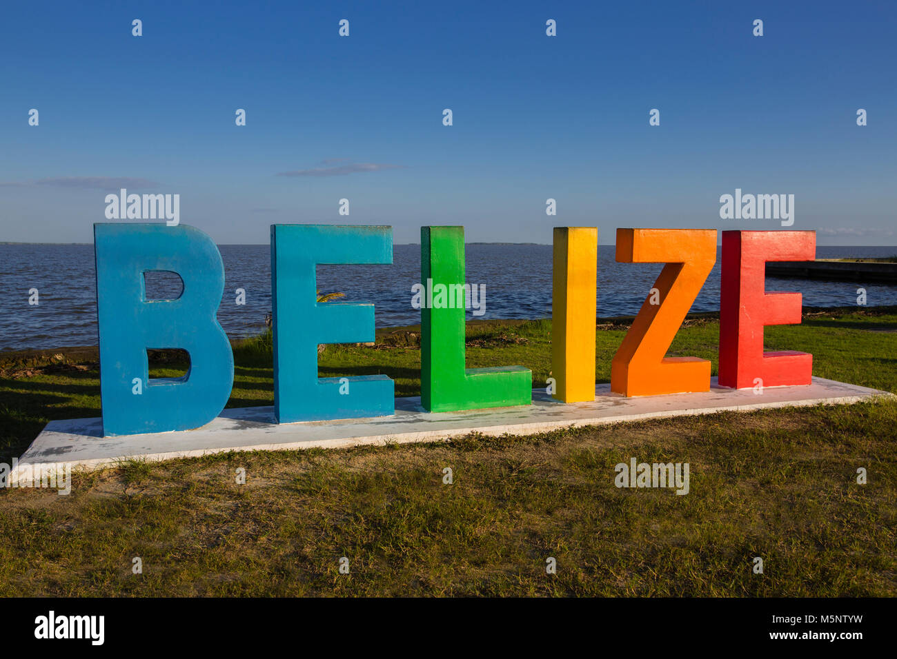 Belize Zeichen Denkmal, Belize City. Stockfoto