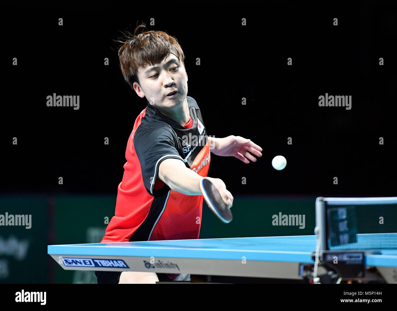 London, Großbritannien. 24. Februar, 2018. Jeoung Youngsik von Korea Republik während der International Table Tennis Federation Team World Cup - Männer Halbfinale Übereinstimmung zwischen Koki Niwa gegen Jeoung Youngsik von Korea Republik auf Kupfer, Arena am Samstag, den 24. Februar 2018. LONDON ENGLAND. Credit: Taka G Wu Credit: Taka Wu/Alamy leben Nachrichten Stockfoto