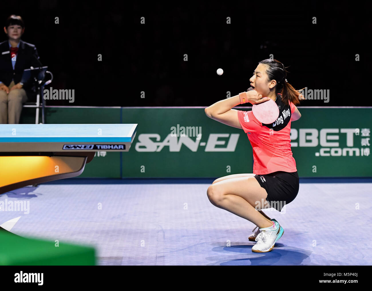 London, Großbritannien. 25. Februar, 2018. Ding Ning China bei der International Table Tennis Federation Team World Cup Frauen Match zwischen Ding Ning Chinas gegen Mima Ito von Japan bei Kupfer, Arena am Sonntag, den 25. Februar 2018. LONDON ENGLAND. Credit: Taka G Wu Credit: Taka Wu/Alamy leben Nachrichten Stockfoto