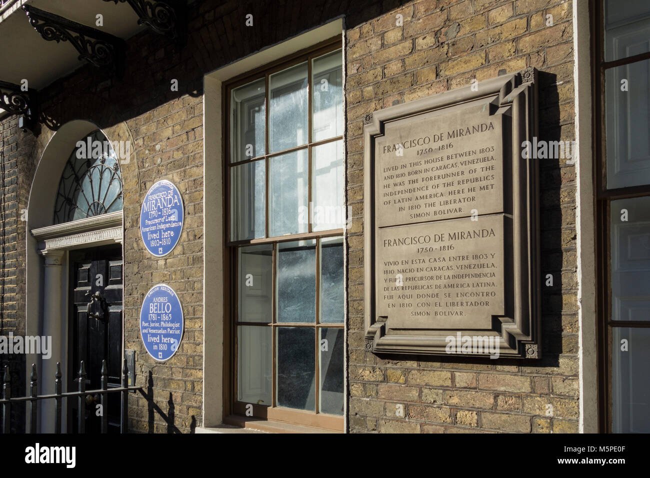 Francisco de Miranda und Andres Bello blue Plaques außerhalb von Francisco de Miranda Haus auf Grafton Road, London, NW1, UK Stockfoto