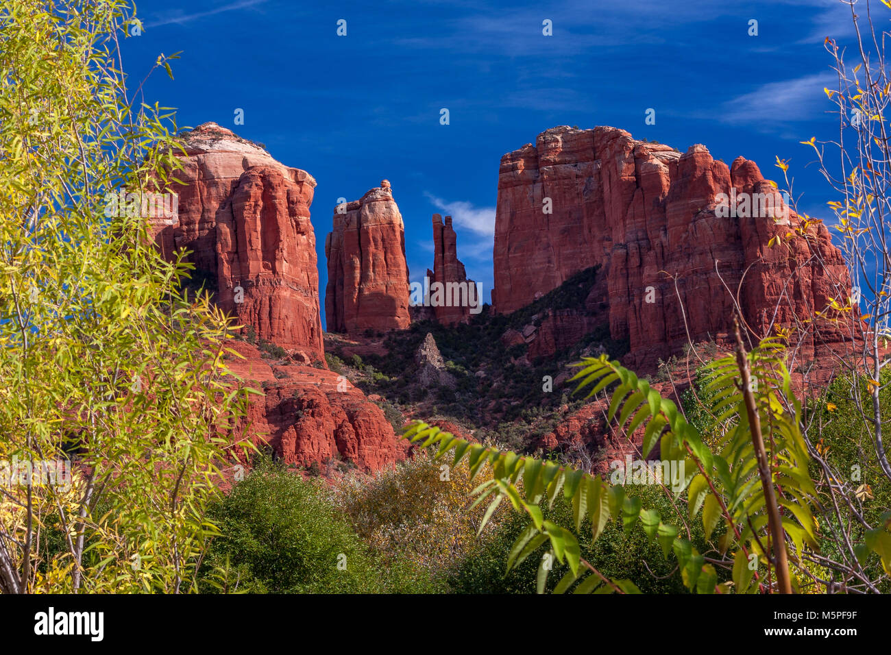 Cathedral Rock im Oak Creek Canyon, in der Nähe der Stadt Sedona, Yavapai County, Arizona, USA Stockfoto