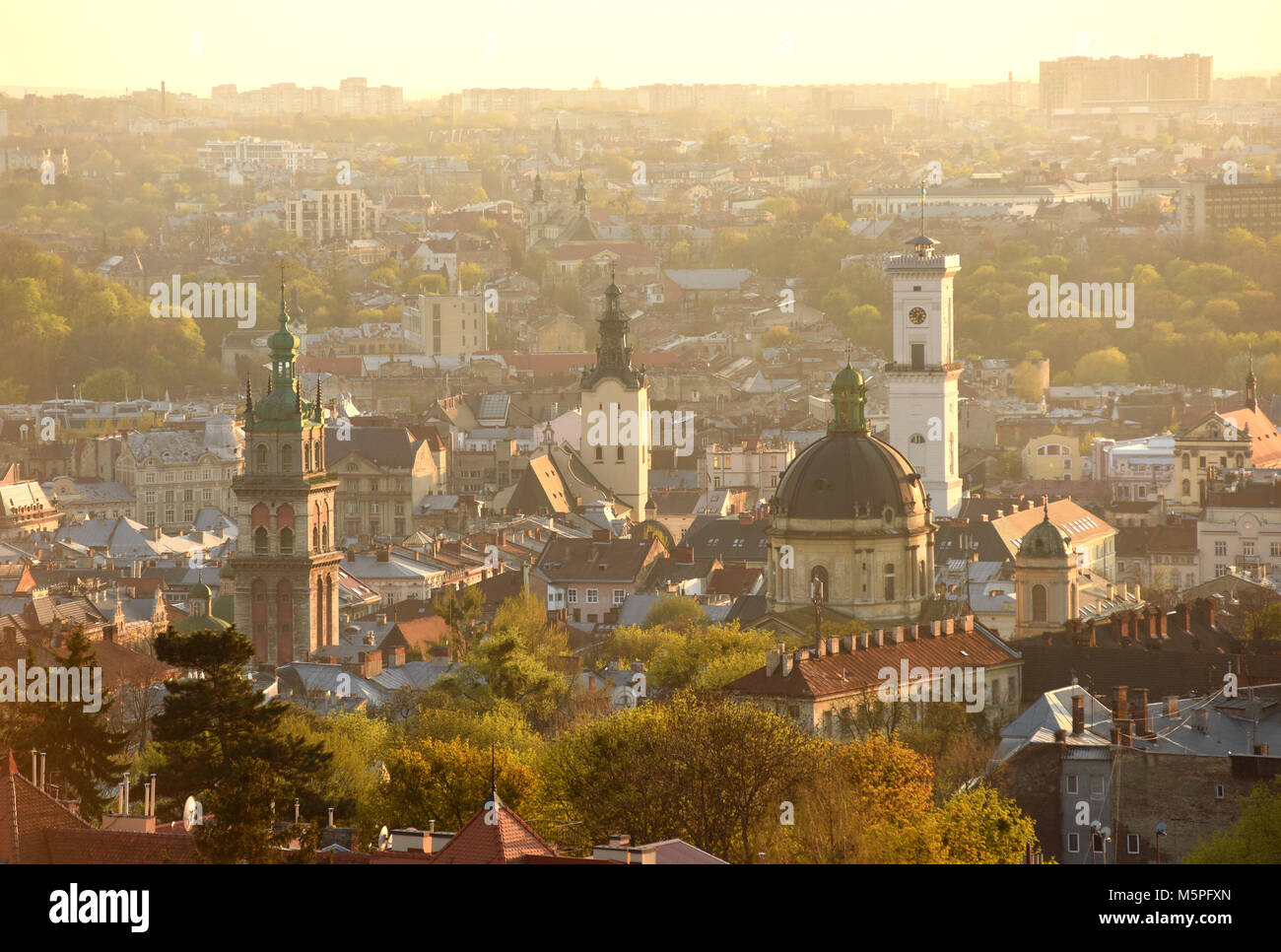 Lemberg Panorama im Frühling, Ukraine Stockfoto