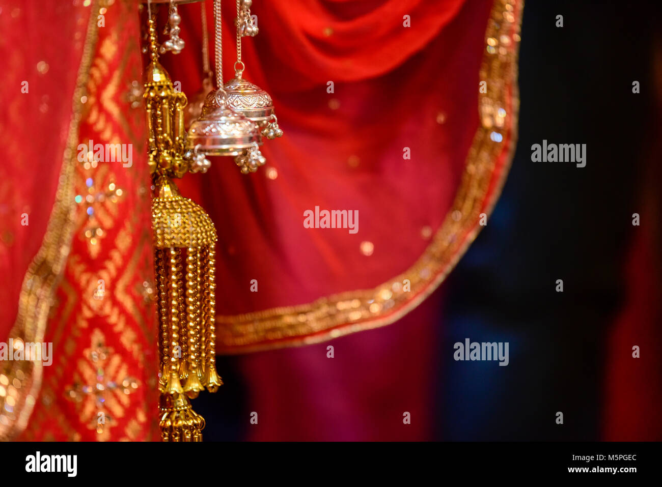 Hochzeit Knoten An Hinduistischen Hochzeit Stockfotografie Alamy