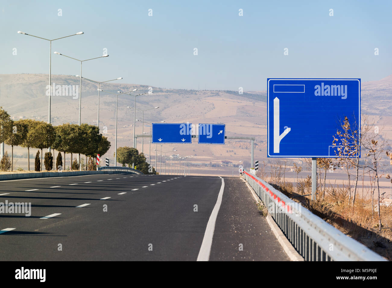 Landstraße Zeichen Stockfoto