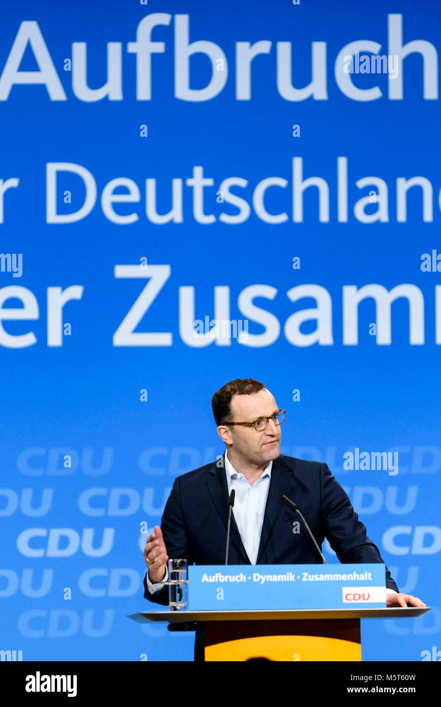 Berlin, Deutschland. 26 Feb, 2018. Jens Spahn (CDU) hält eine Rede auf dem 30. Kongress der CDU. Die CDU stimmen heute auf dem Parteitag in Berlin auf den Koalitionsvertrag mit der CSU und der SPD ausgehandelt. Credit: 20180226 Heine 30 CDUParteitag 852.jpg/SOPA Images/ZUMA Draht/Alamy leben Nachrichten Stockfoto