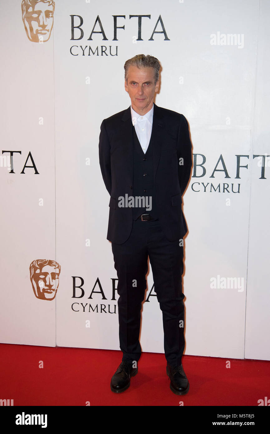 Der Schauspieler Peter Capaldi, die der Arzt in BBC-TV-Show Doctor Who, posiert für ein Foto bei der 26 Britischen Akademie Cymru Auszeichnungen spielte in St David's Stockfoto