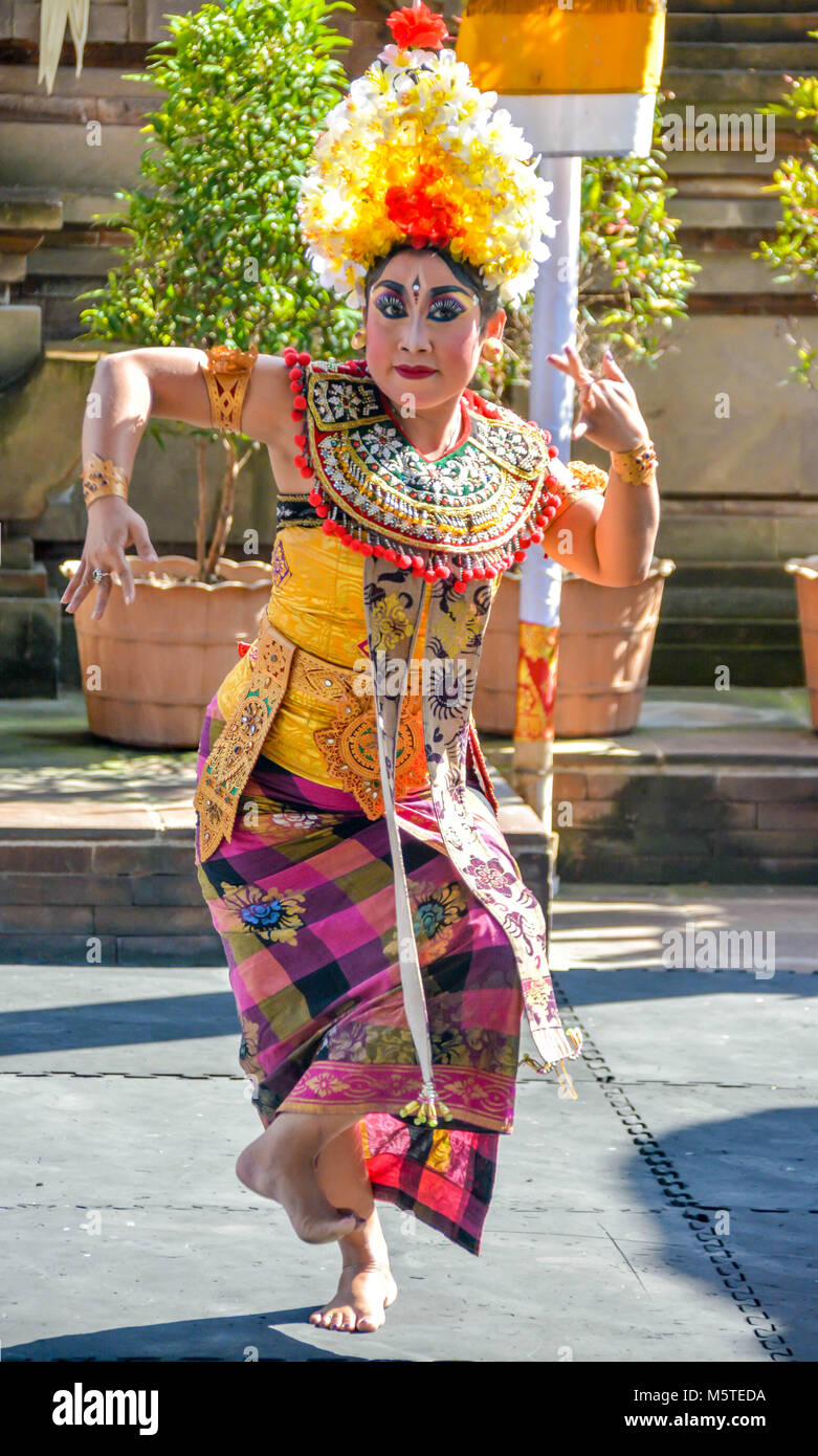 Traditioneller Balinesischer Tanz in Ubud - Bali - Indonesien Stockfoto