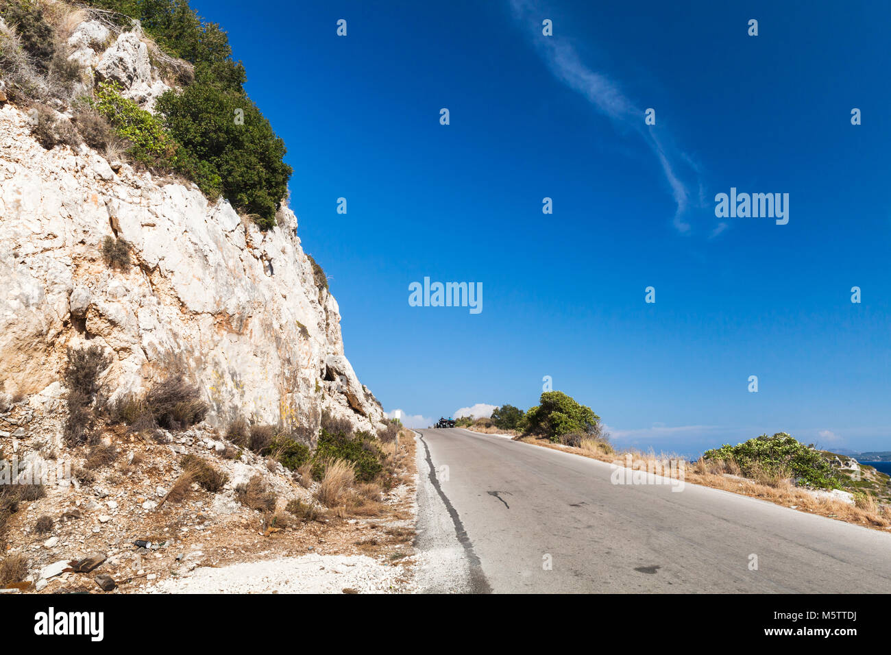 Sommer Landschaft mit Mountain Road, Insel Zakynthos, Griechenland Stockfoto
