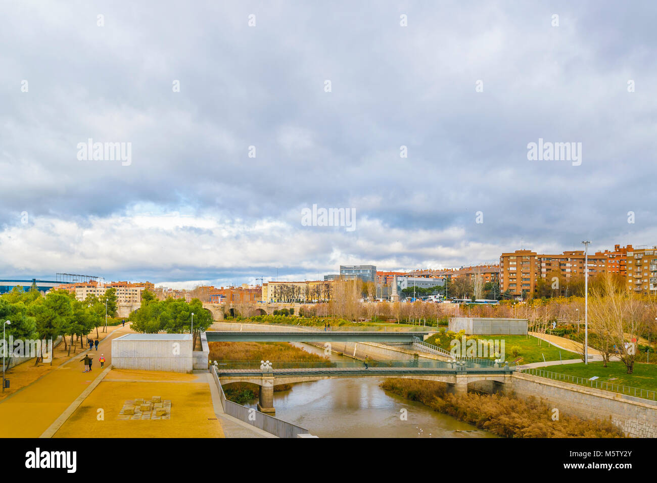 Urban Winter tag Szene in Arganzuela Distrikt, Madrid, Spanien Stockfoto