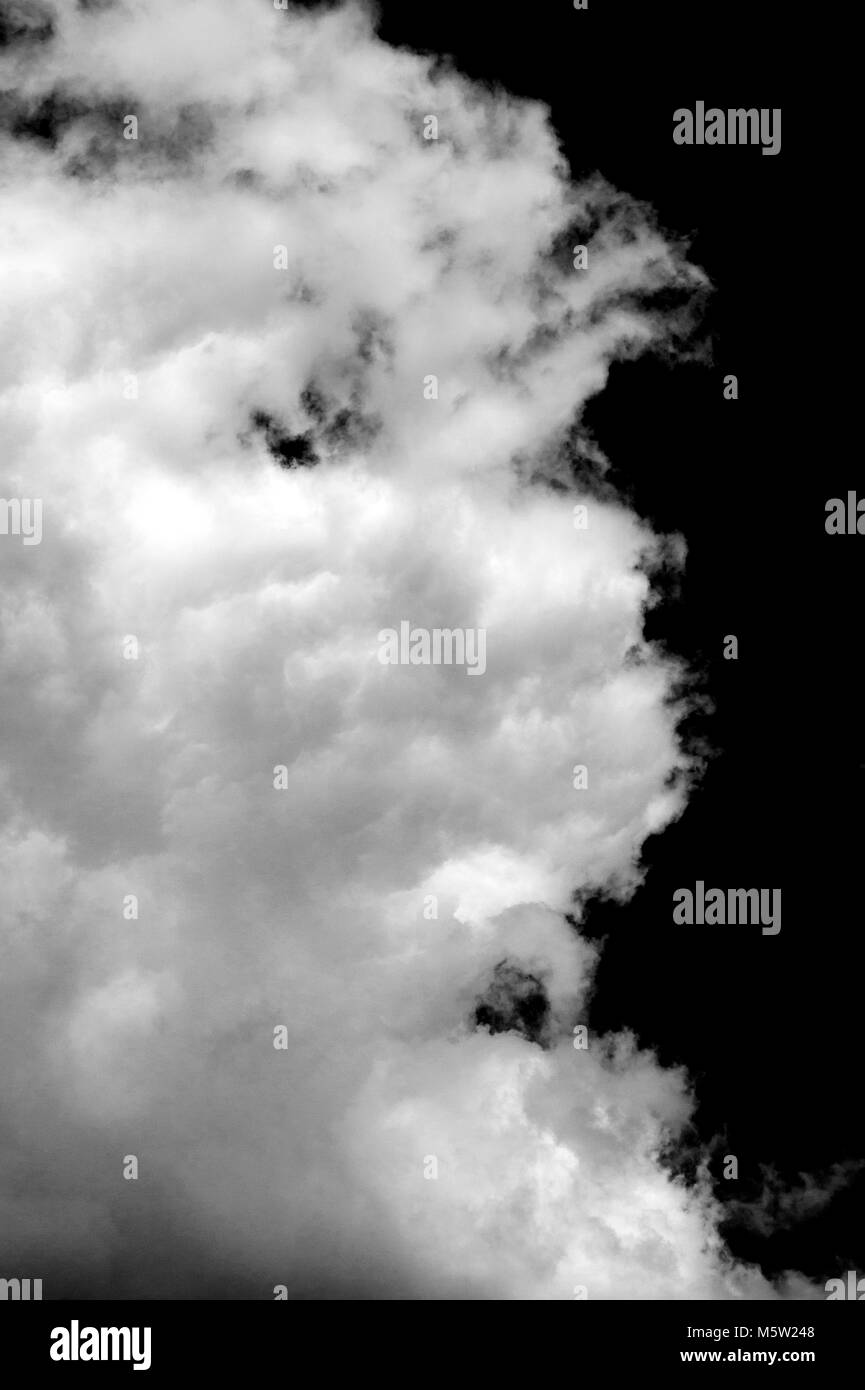 Cumulus Congestus Wolken bedrohlich regen Als wir gegen späten Nachmittag erhalten Stockfoto