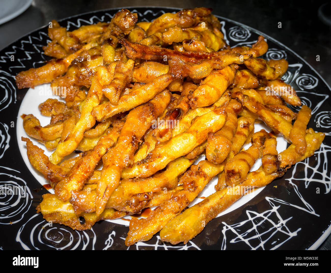 Berenjenas fritas con Miel. Gastronomía andaluza. Jaén. Andalusien. España Stockfoto