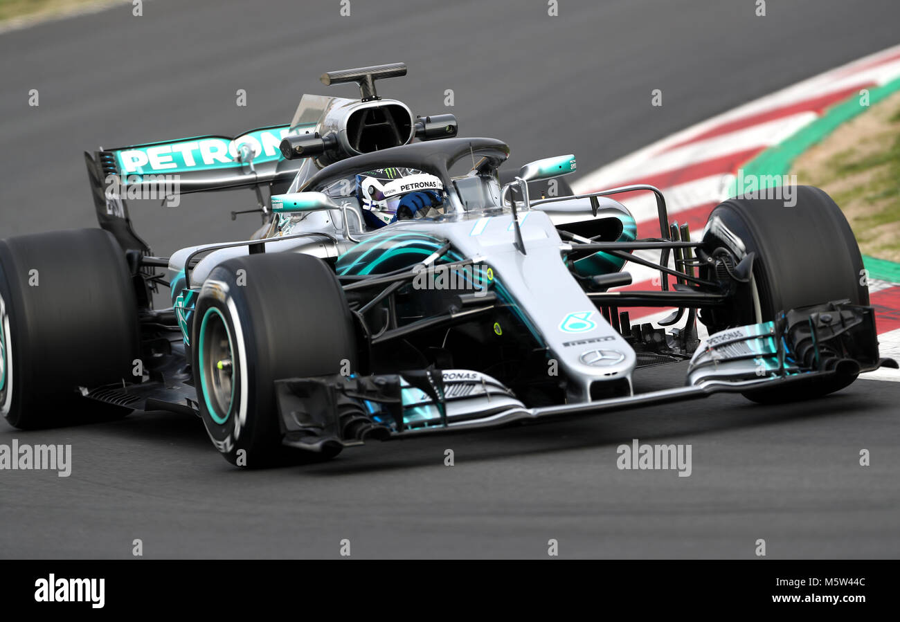 Mercedes Valtteri Bottas während einem Tag Vorsaison-testprogramm auf dem Circuit de Barcelona-Catalunya, Barcelona. PRESS ASSOCIATION Foto. Bild Datum: Montag, 26. Februar 2018. Siehe PA Geschichte AUTO Barcelona. Photo Credit: Tim Goode/PA-Kabel. Einschränkungen: Nur für den redaktionellen Gebrauch bestimmt. Kommerzielle Nutzung mit vorheriger Zustimmung von Teams. Stockfoto
