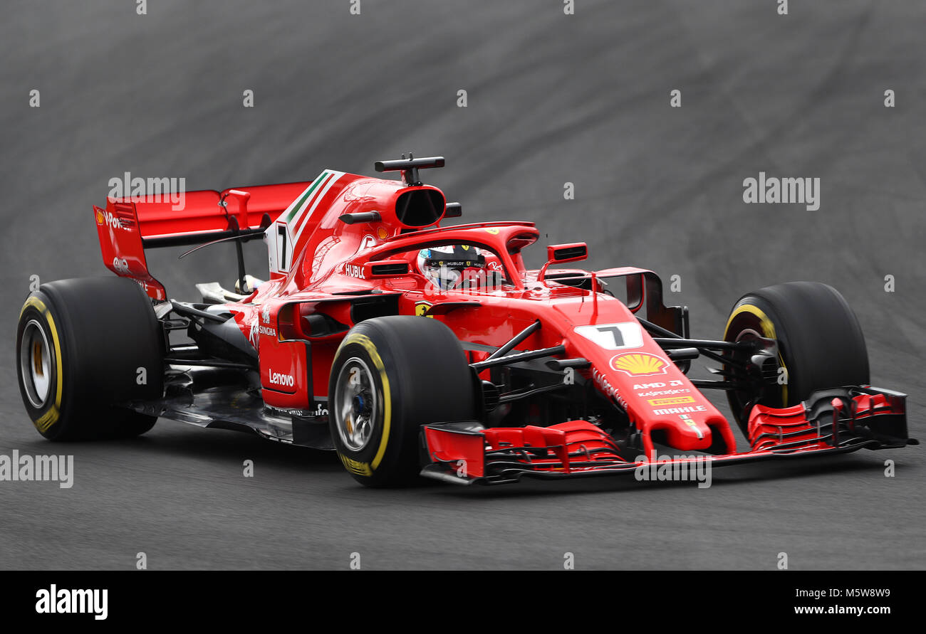 Ferrari von Kimi Räikkönen bei Tag ein Vorsaison-testprogramm auf dem Circuit de Barcelona-Catalunya, Barcelona. PRESS ASSOCIATION Foto. Bild Datum: Montag, 26. Februar 2018. Siehe PA Geschichte AUTO Barcelona. Photo Credit: Tim Goode/PA-Kabel. Einschränkungen: Nur für den redaktionellen Gebrauch bestimmt. Kommerzielle Nutzung mit vorheriger Zustimmung von Teams. Stockfoto