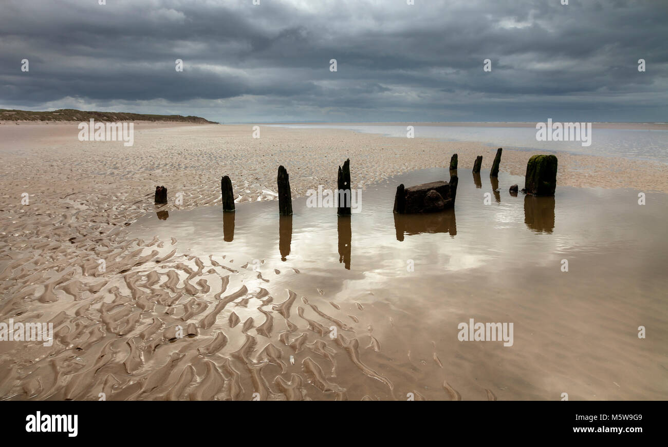 Ainsdale Strand Holz Schiffswrack Stockfoto