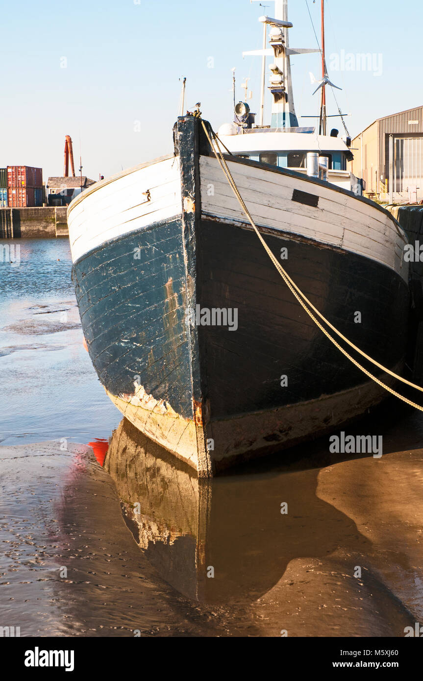 Boot gebunden an Kai am Glasson Dock Lancashire England UK Stockfoto