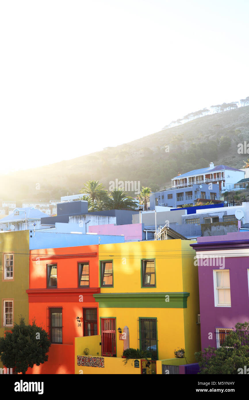 Die bunten Häuser des lebendigen Bo-Kaap Viertel von Kapstadt, die früher als Malay Quarter bekannt, in Südafrika Stockfoto