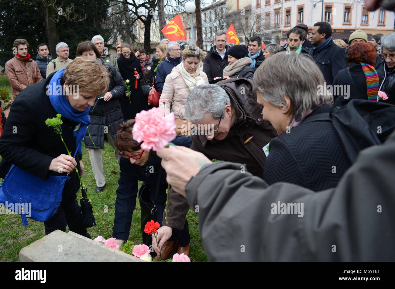 Linken militanten nehmen an einer Kundgebung statt gegen die Anwesenheit der Mitglieder der französischen Identitaries Jugendliche in Lyon, Frankreich zu protestieren Stockfoto