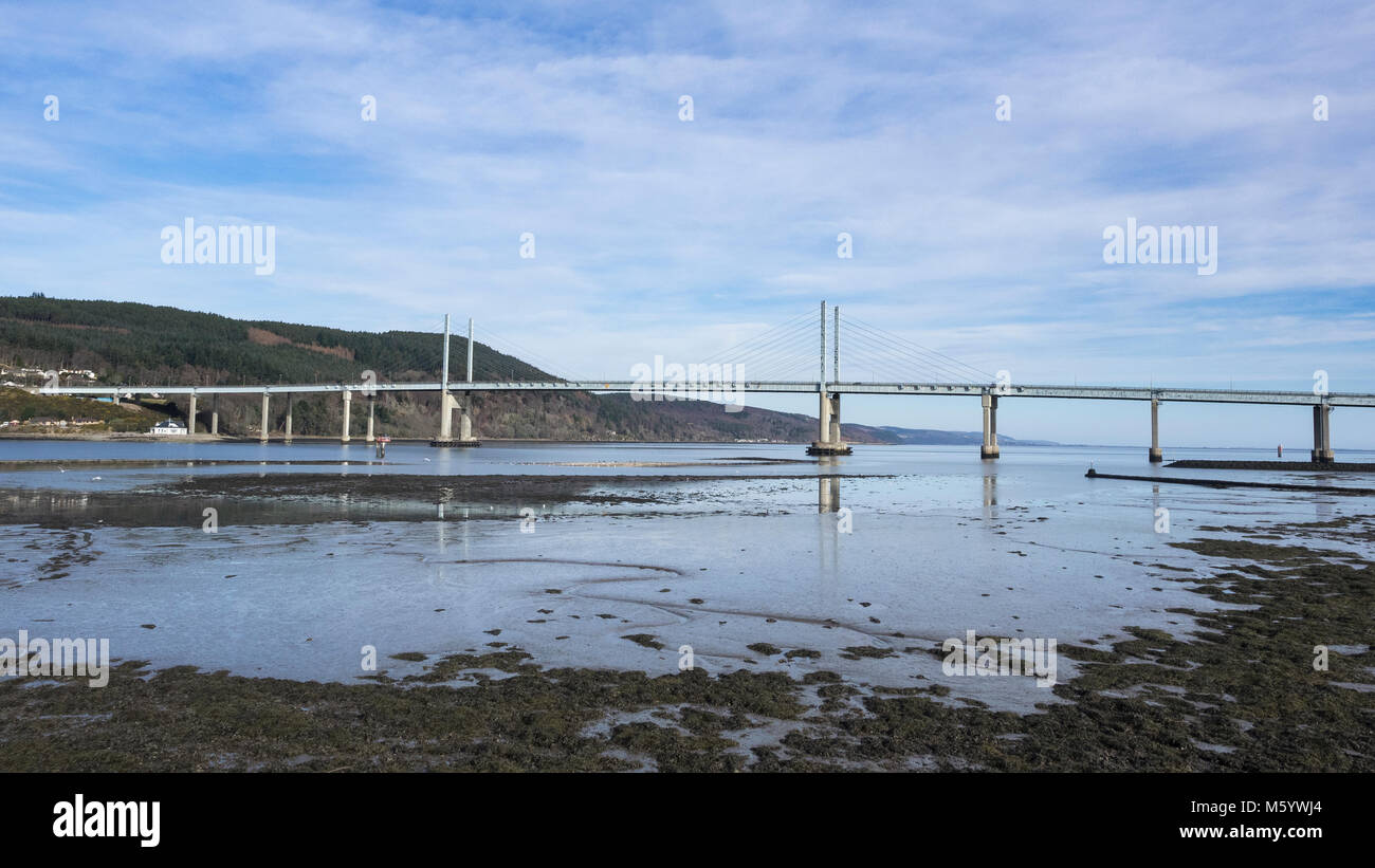 Kessock Brücke, Inverness, Schottland. Diese Straße (A9) Brücke überquert den Beauly Firth und verbindet Inverness mit der Black Isle. Stockfoto