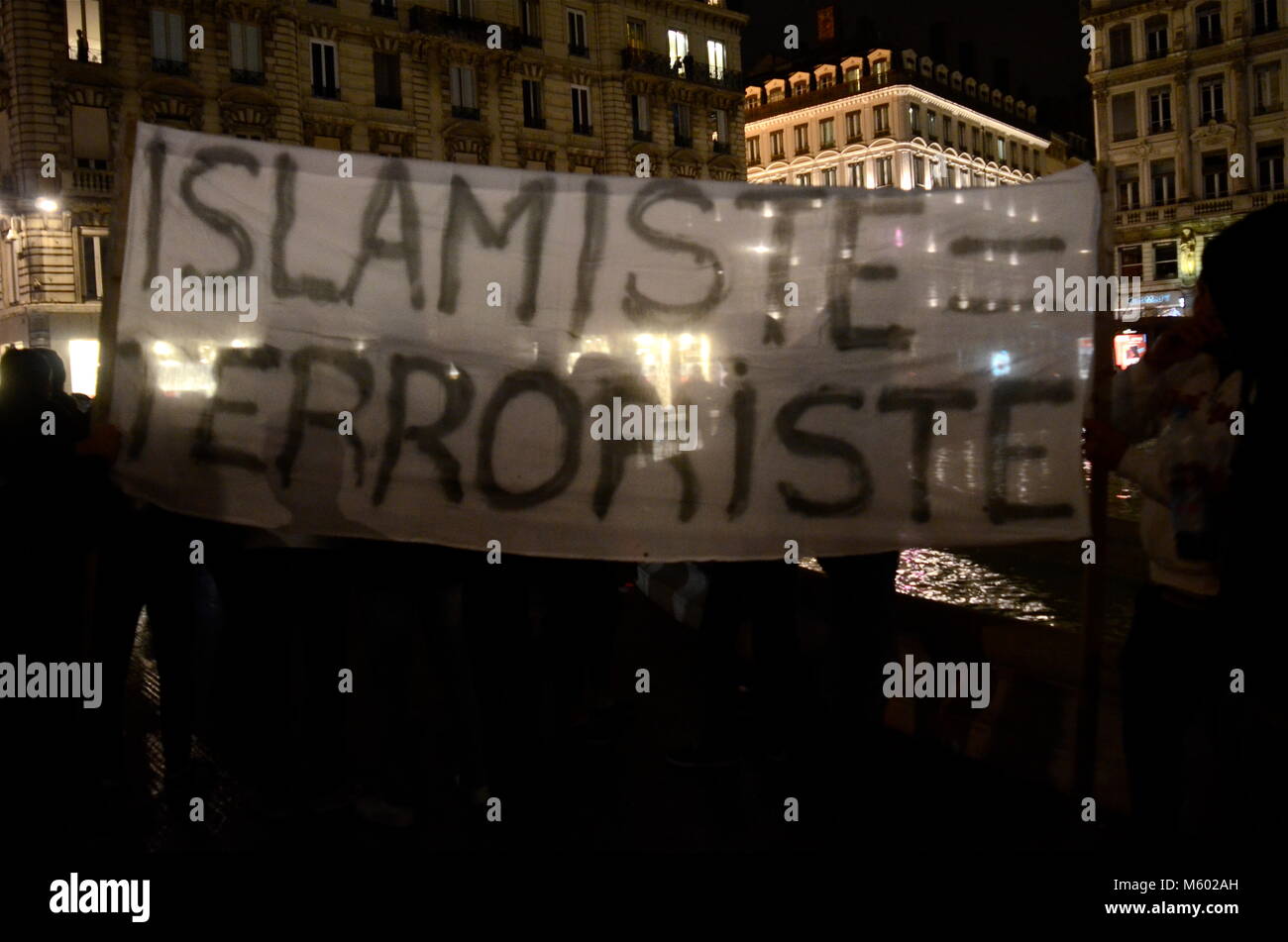 Rechtsextremen Aktivisten protestieren gegen angebliche Islamisierung von Frankreich, Lyon Stockfoto