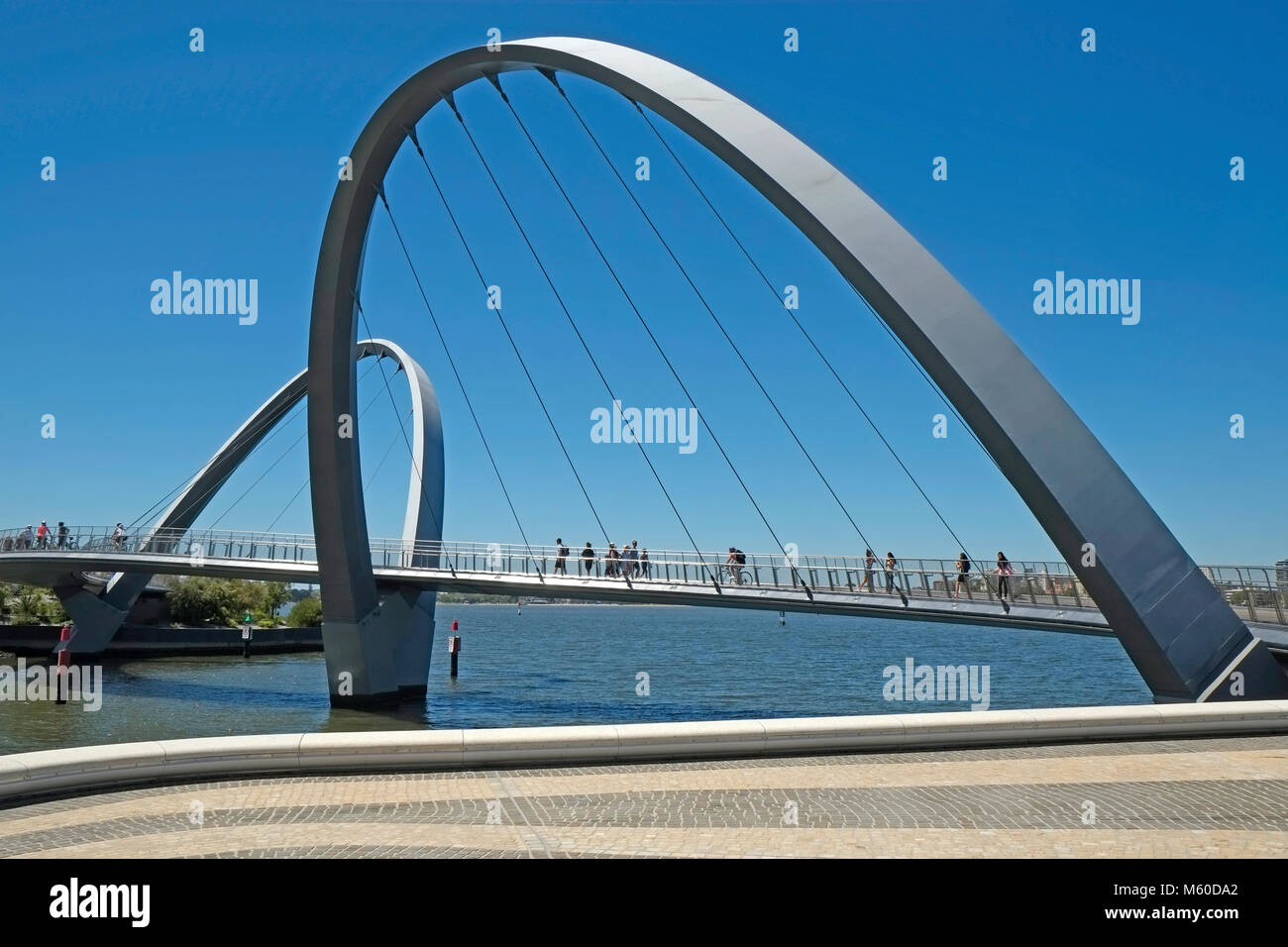 Fußgängerbrücke Elizabeth Kai der Stadt Perth Western Australia Stockfoto