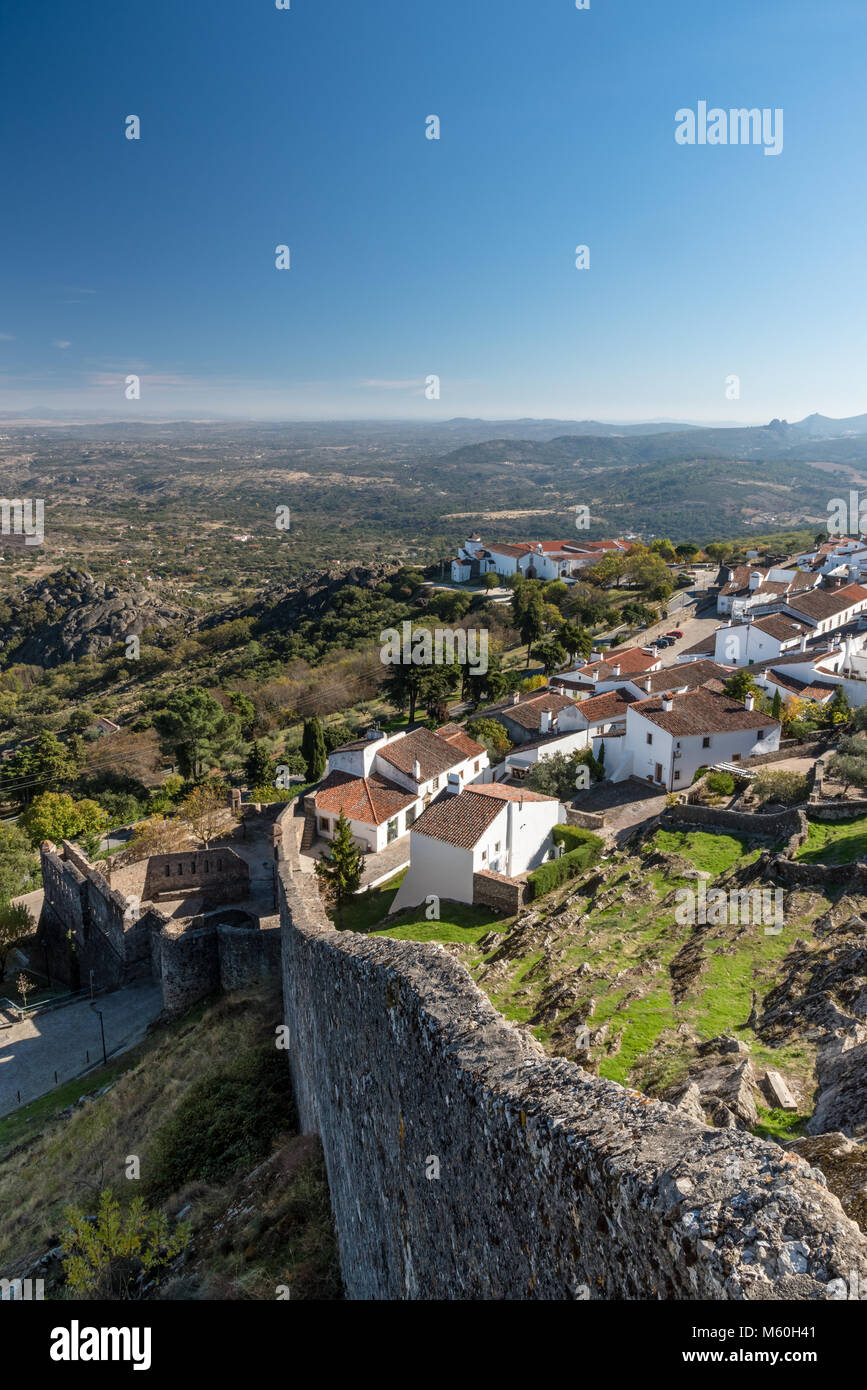 Die maurische Burg in das Bergdorf von Ohrid in der Region Alentejo in Portugal Stockfoto