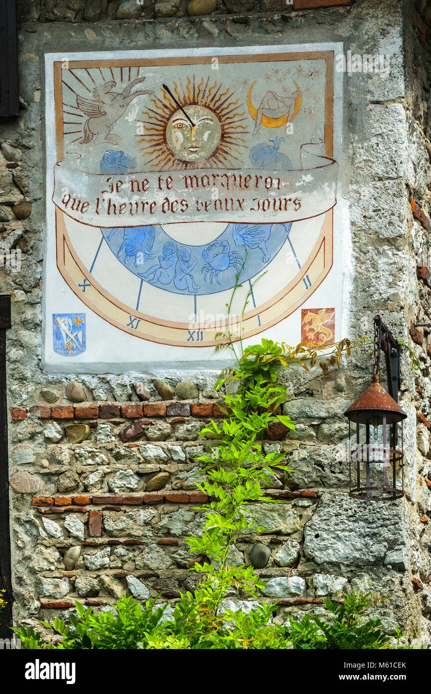 Sonnenuhr, pérouges Frankreich Stockfoto Sonnenuhr, pérouges Frankreich Stockfoto