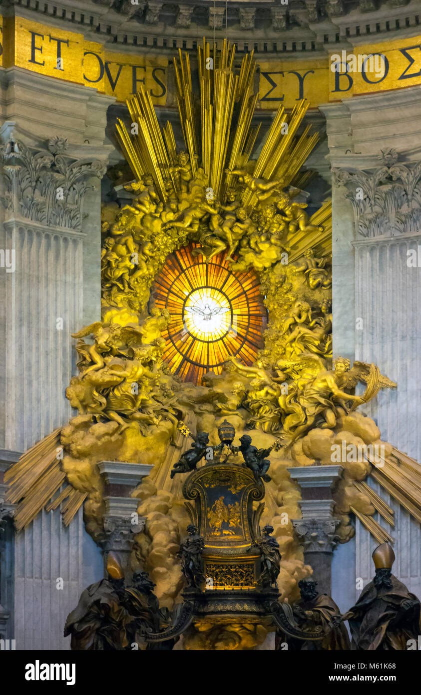 St. Peter's Thron mit Herrlichkeit, St. Peter Basilika, Rom, Vatikan, 2017. Stockfoto