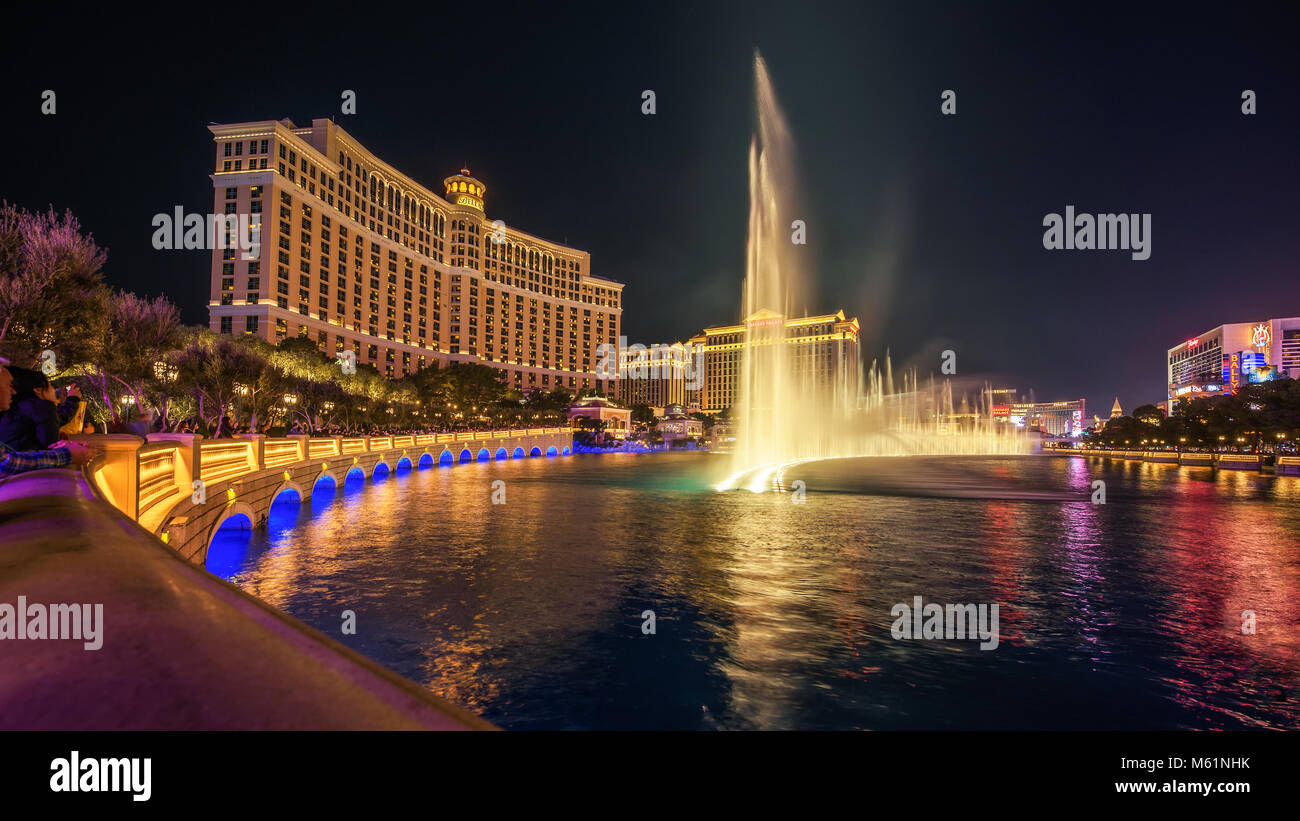 Der Brunnen des Bellagio bei Nacht in Las Vegas Stockfoto