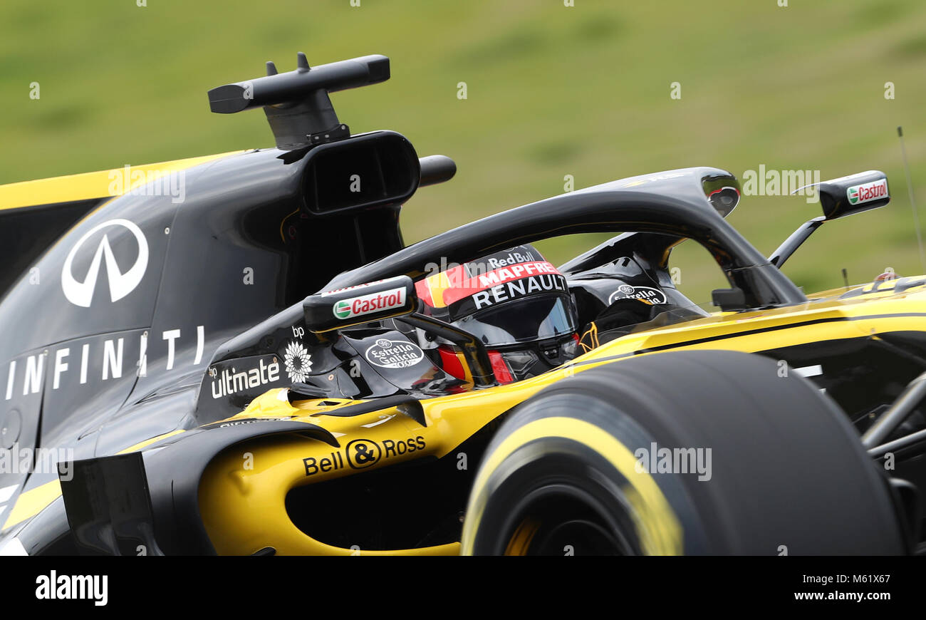 Von Renault, Carlos Sainz in Tag zwei des Vorsaison-testprogramm auf dem Circuit de Barcelona-Catalunya, Barcelona. PRESS ASSOCIATION Foto. Bild Datum: Dienstag, 27. Februar 2018. Siehe PA Geschichte AUTO Barcelona. Photo Credit: Tim Goode/PA-Kabel. Einschränkungen: Nur für den redaktionellen Gebrauch bestimmt. Kommerzielle Nutzung mit vorheriger Zustimmung von Teams. Stockfoto