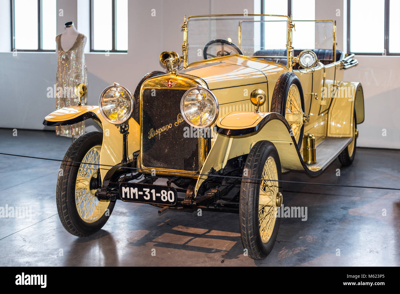 Malaga, Spanien - 7. Dezember 2016: Vintage 1917 Hispano-Suiza Spanisch Auto angezeigt Malaga Automobil- und Fashion Museum in Spanien. Stockfoto