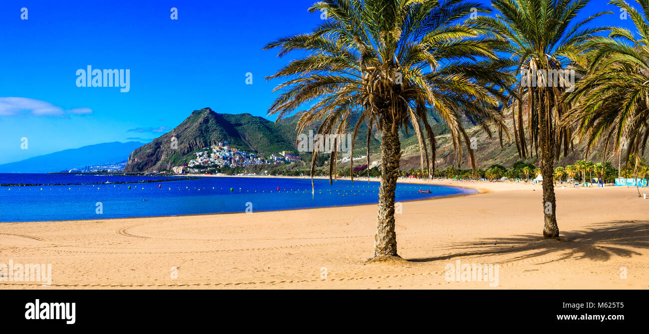 Wunderschöne Playa de Las Teresitas, Teneriffa, Spanien. Stockfoto