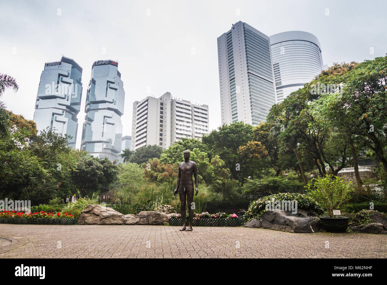 Hong Kong, Central District, den Park und eine Statue Stockfoto