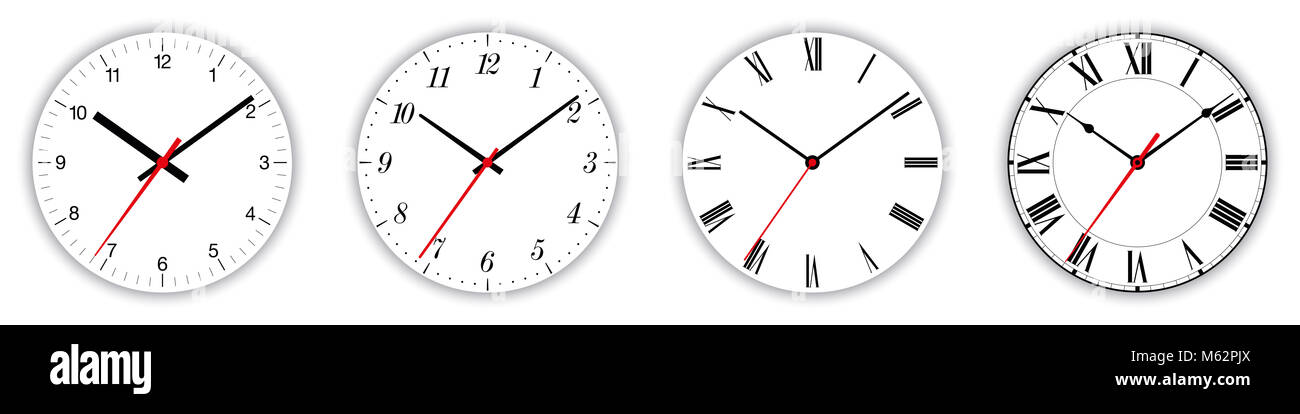 Vier verschiedene Zifferblätter über Weiß, mit regelmäßigen, kursiv und Fraktur Ziffern. Teile der analogen Uhren oder Uhren. Zeigt die Zeit. Stockfoto