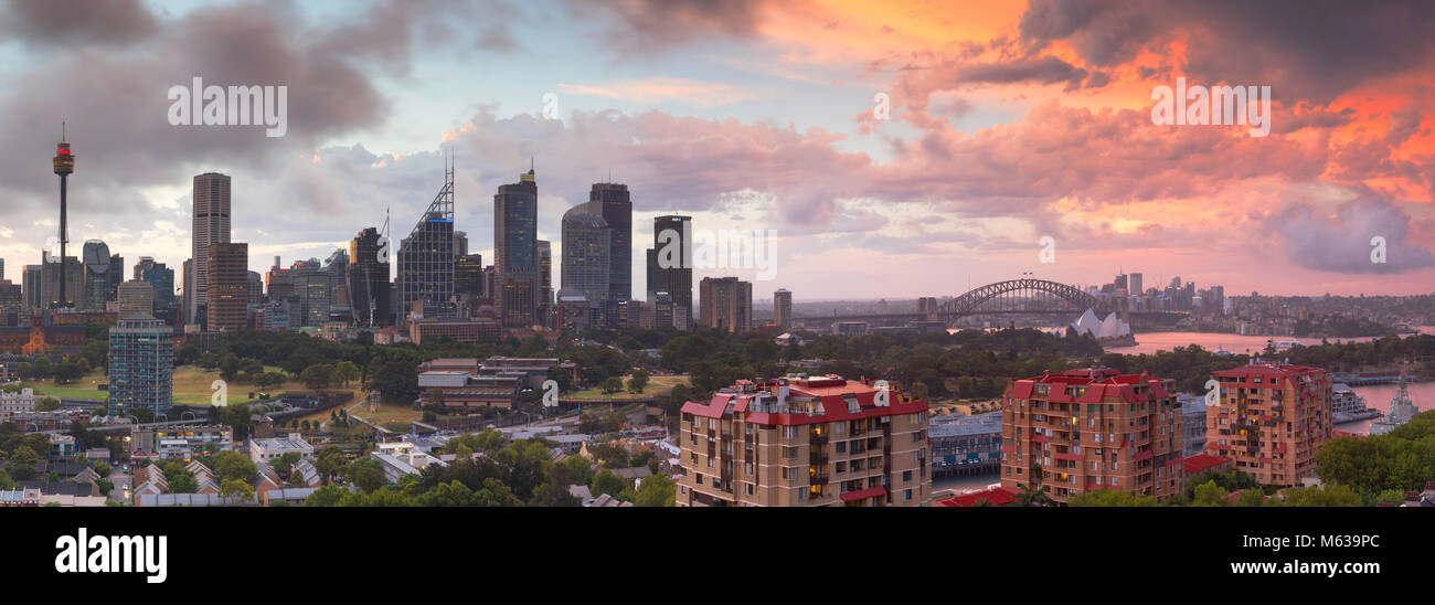 Bei Sonnenuntergang Blick auf Sydney, Sydney, New South Wales, Australien Stockfoto