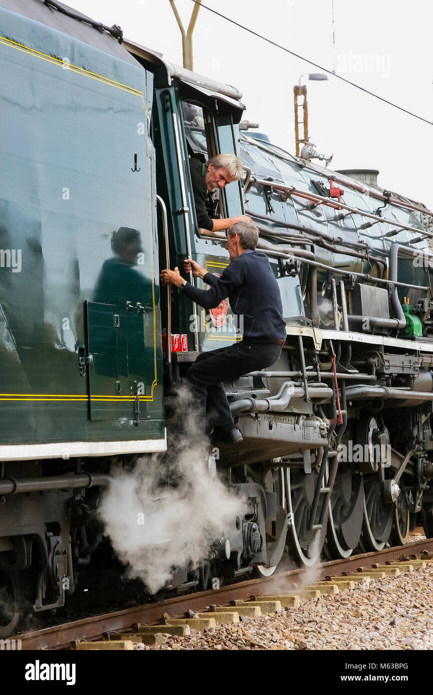 Pretoria, Südafrika, Oktober 01, 2009, Rovos Rail Dampfzug und Treiber Stockfoto