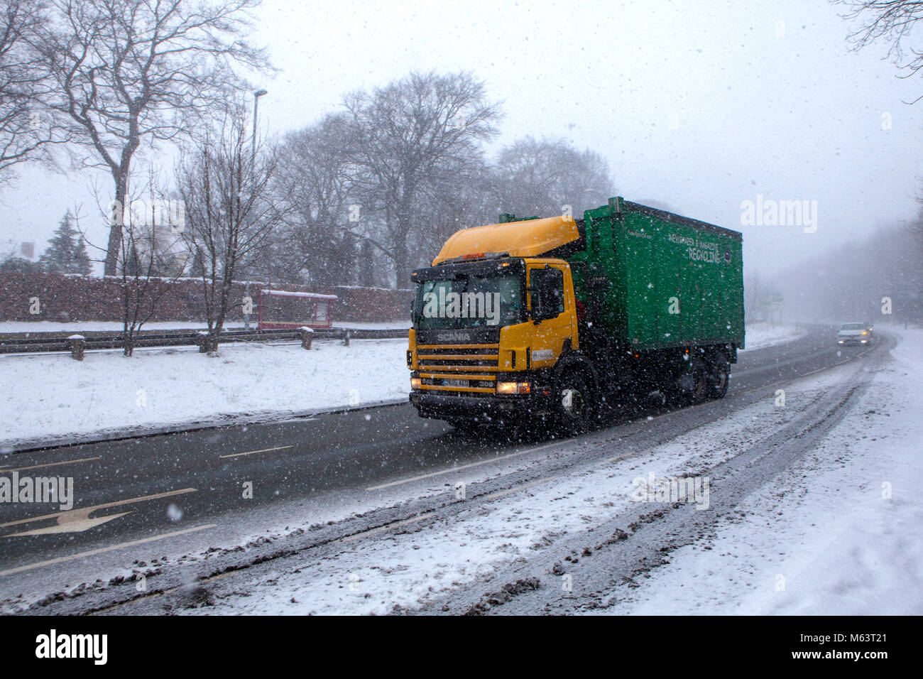 Leeds, Großbritannien. 28. Februar, 2018. Das Einfrieren der Arktis Wetter genannt das Tier aus dem Osten bringt Schnee und schlechtes Wetter nach Leeds, UK Credit: Mint Fotografie/Alamy leben Nachrichten Stockfoto