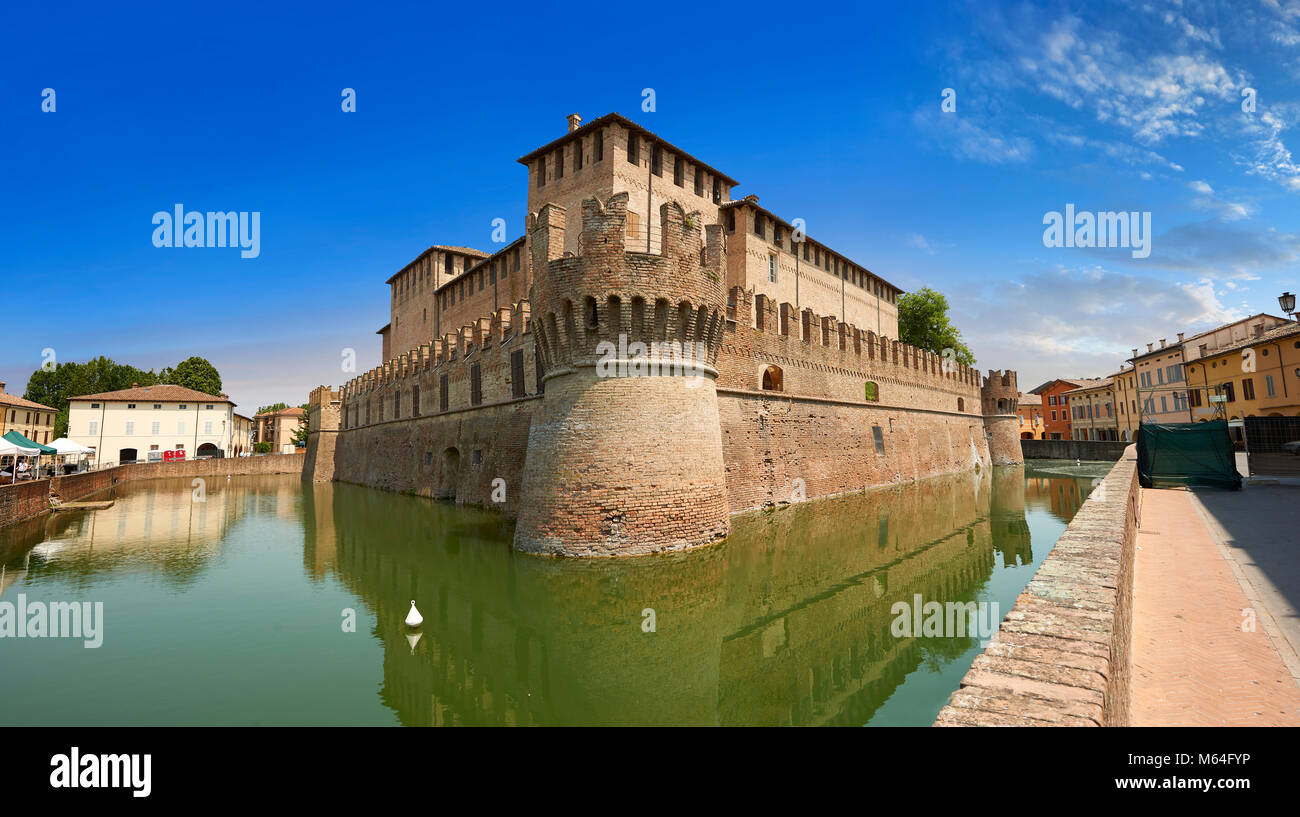 Bild-und-Bild von der Außenseite des späten Mittelalter (13. Jahrhundert) Wasserschloss urban Schloss reisdence Rocca Sanvitale Sanvitale (Schloss), Fontanella Stockfoto