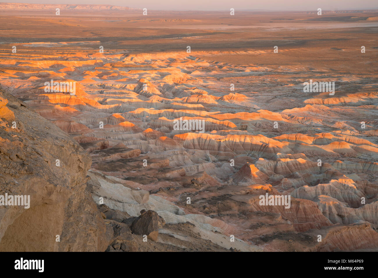 Yangikala Canyon, Turkmenistan Ust-Urt Plateau in der Nähe von Kaspischen Meer Sonnenuntergang Stockfoto
