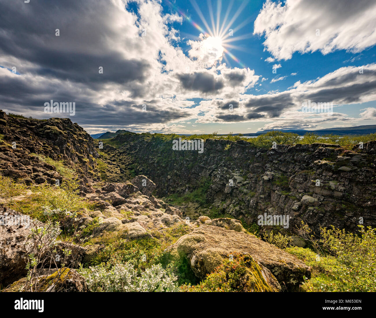 Almannagja riss. Thingvellir National Park, ein UNESCO-Weltkulturerbe, Island. Stockfoto