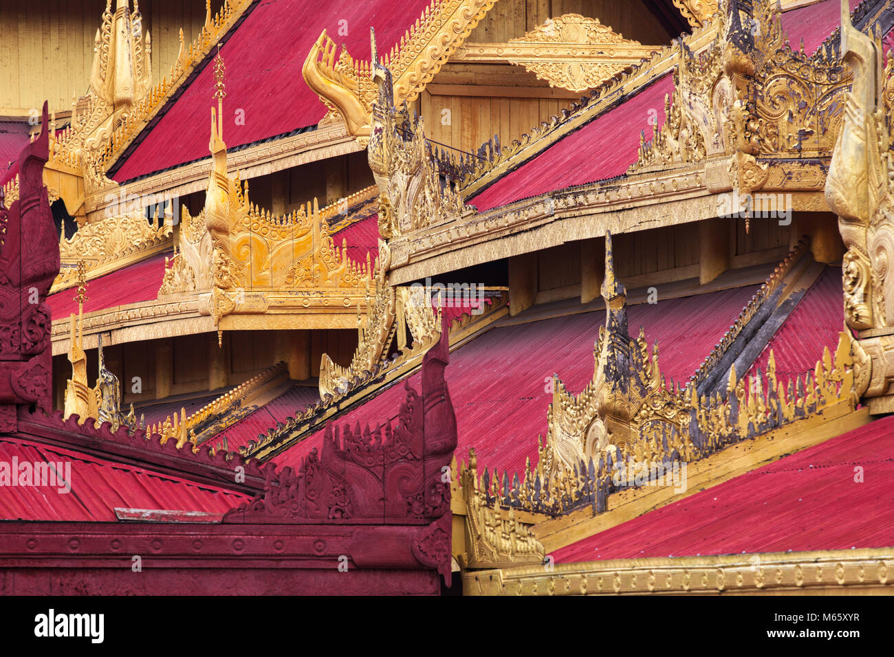 Die architektonischen Details des Mandalay Royal Palace, Myanmar (Birma). Stockfoto
