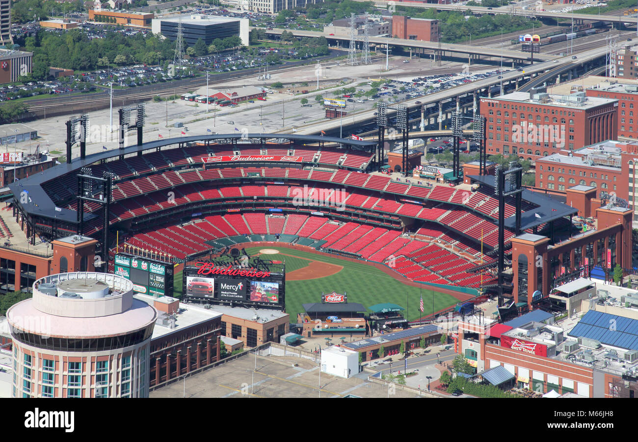 Str. Louis Kardinäle Ballpark Bogen St. Louis Missouri von der Spitze des Gateways Stockfoto