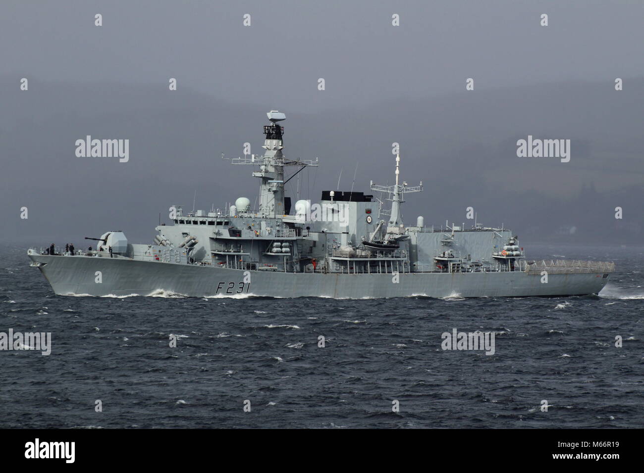 HMS Argyll (F 231), Herzog-Klasse (Typ 23) Fregatte von der Royal Navy betrieben, Kopf nach unten den Clyde zu Beginn der Übung gemeinsame Krieger 17-2. Stockfoto