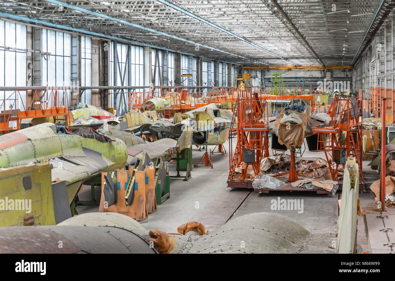 Aviation Fabrik von militärischen Flugzeugen. Montage der Russischen multirole Fighter. Zimmer mit mehreren Ebenen Stockfoto