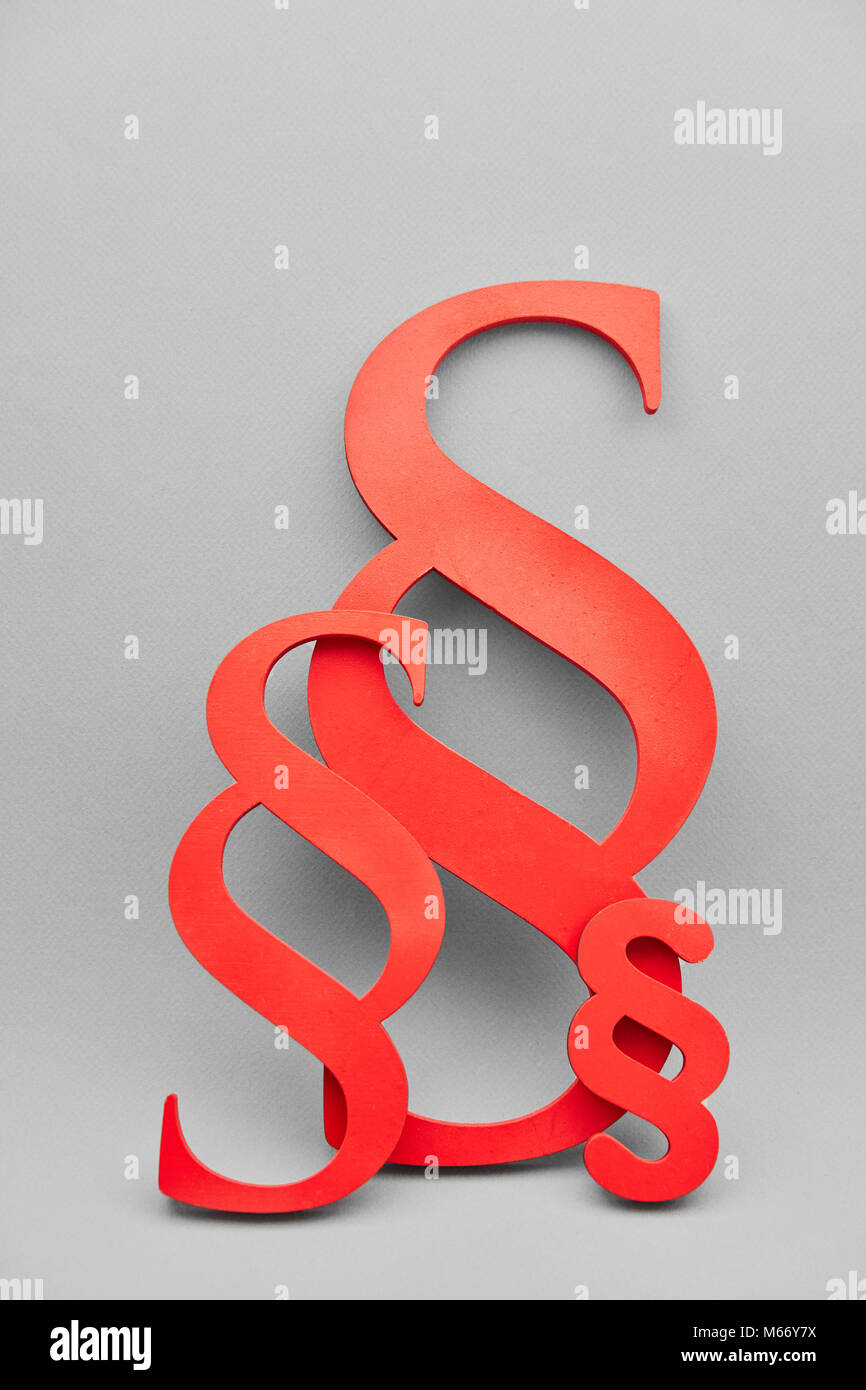 Drei verschiedene rote Absätze wie Recht und Gesetz Konzept Stockfoto