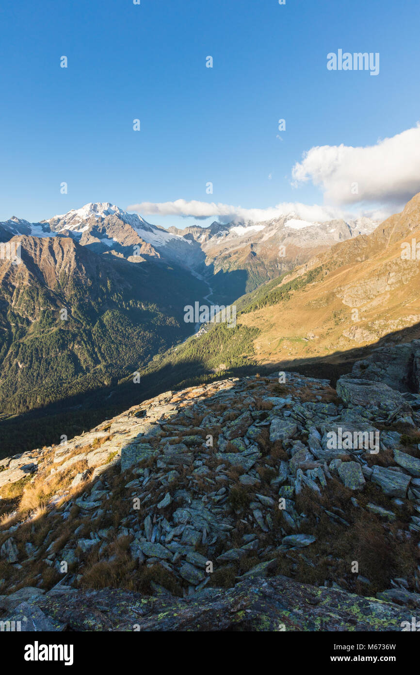 Monte Disgrazia von Valle di Chiareggio, malenco Tal, Provinz von Sondrio, Valtellina, Lombardei, Italien gesehen Stockfoto