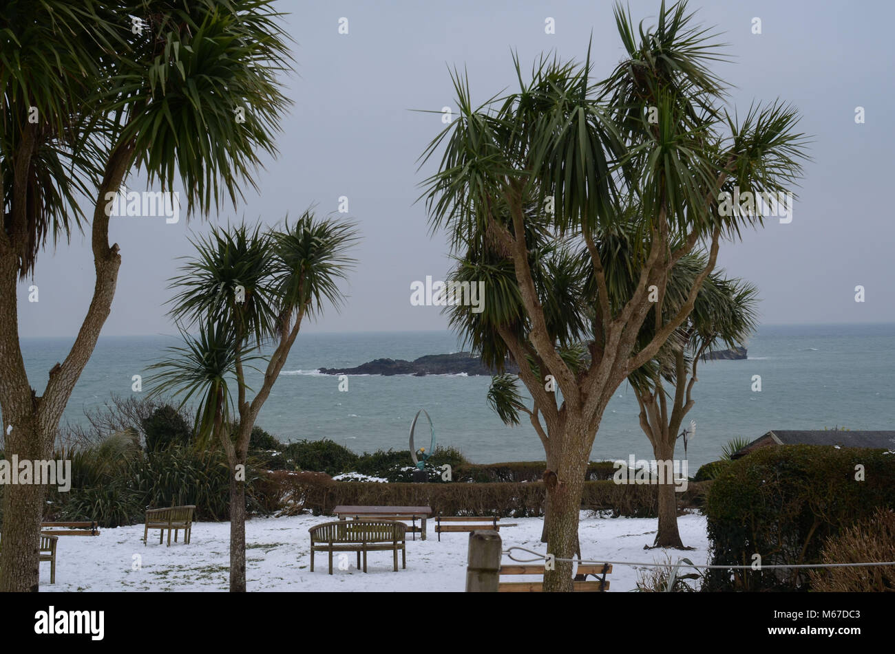 Cornish Riviera. 1 Mär, 2108. UK Wetter: Sturm Emma rollt in der Cornish Riviera Credit: Lucy Piper/Alamy leben Nachrichten Stockfoto